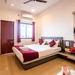 Hotel Hilltop