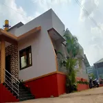 Maple Villa