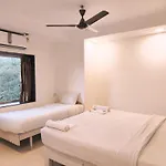 Hotel Vrs Satkar