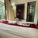 Cloud Green Resort