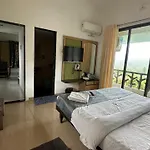 Cloud Green Resort