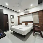 Hotel Sarthak Residency