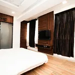 Hotel Sai Executive Near Holy Cross Church Mahabaleshwar