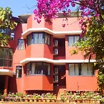 Hotel Tree Top