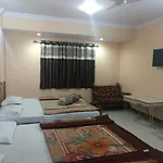 Hotel Shanti Palace