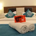 Oyo 10440 Hotel Surabhi