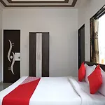 Oyo 23696 Hotel Sai Vihar