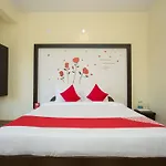 Oyo 12936 Paradise Inn
