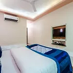 Oyo 3324 Hotel Laxmi