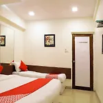 Oyo 12209 Hotel Anupama