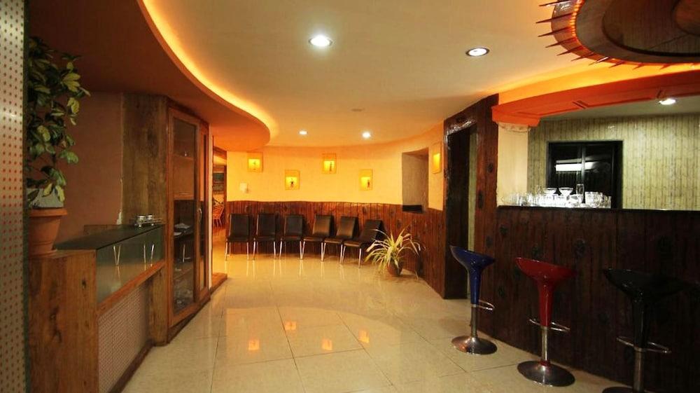 Mount View Executive 3*