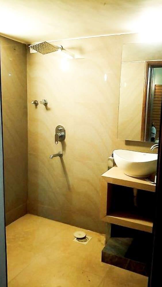 Mount View Executive 3*