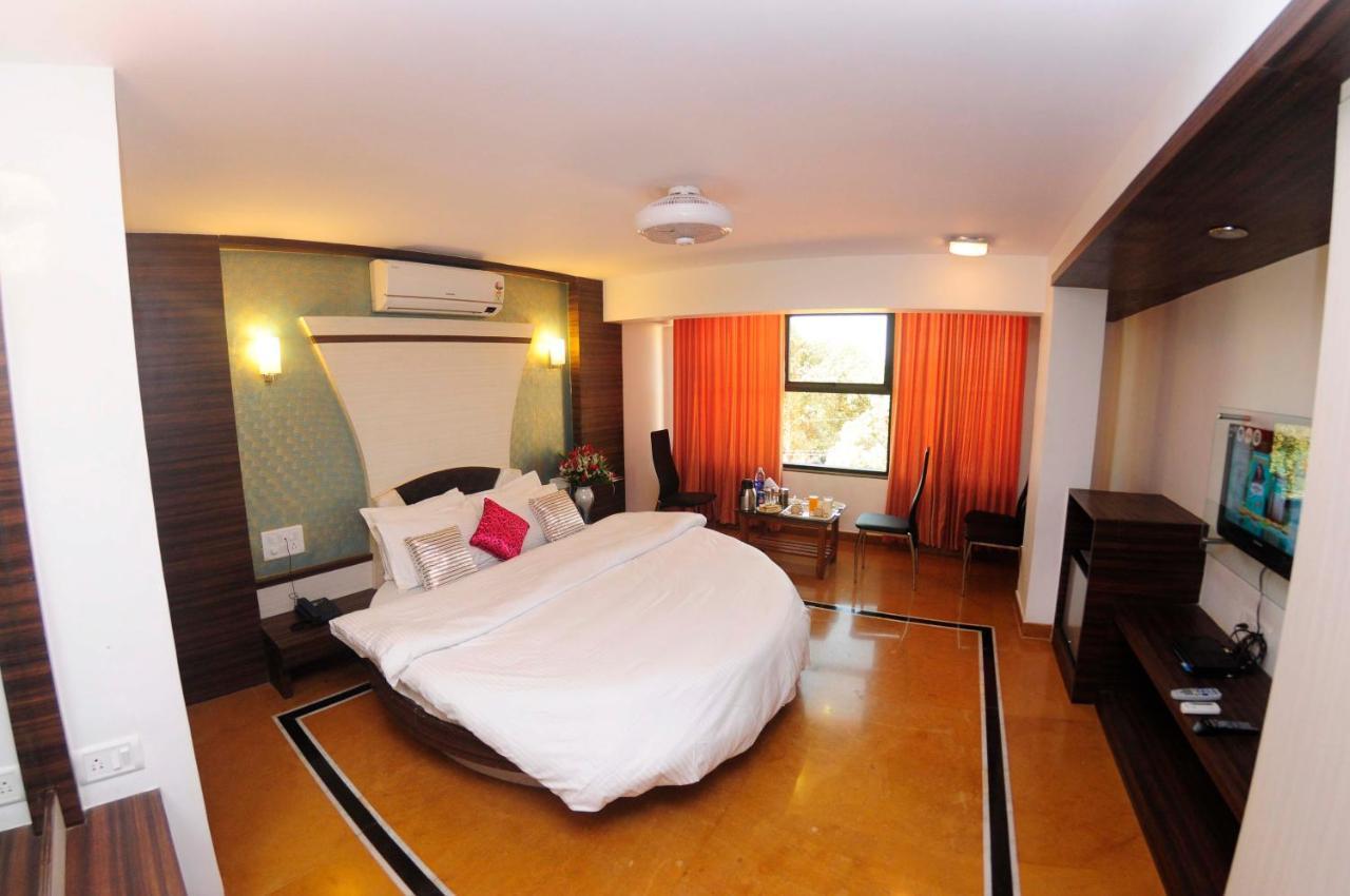 Hotel Shanti's Surbhi