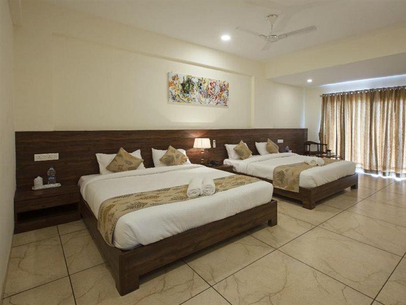 Amora Premium Hotel 3*