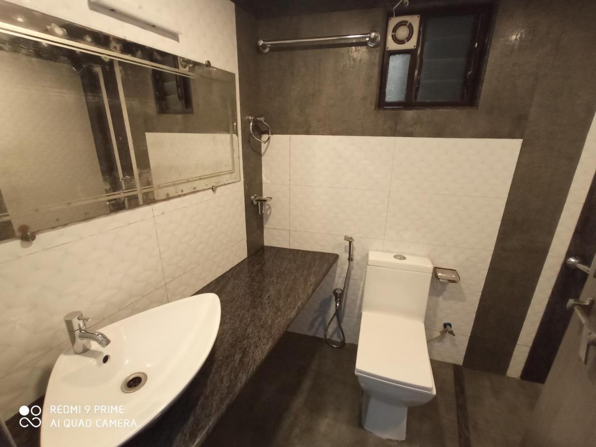 Sai Yash Hotel
