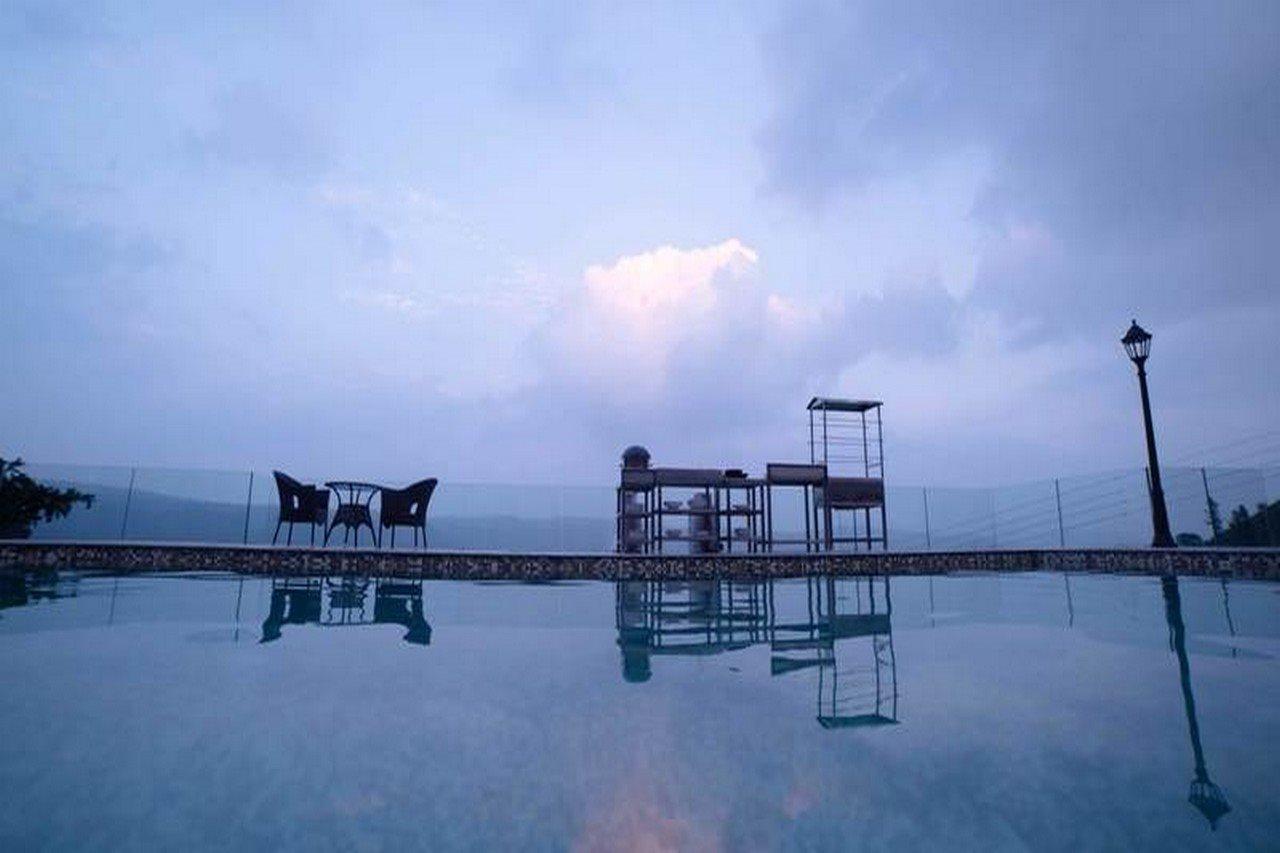 Regenta Place Leaf Resort 4*
