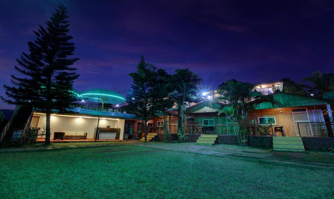 Treebo Trend Nisarga River Camp Tapola 3*