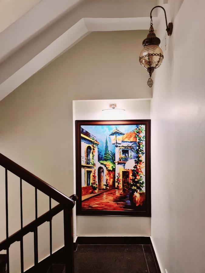 Antilia - Luxurious/ac/swimming Pool Villa Mahabaleshwar