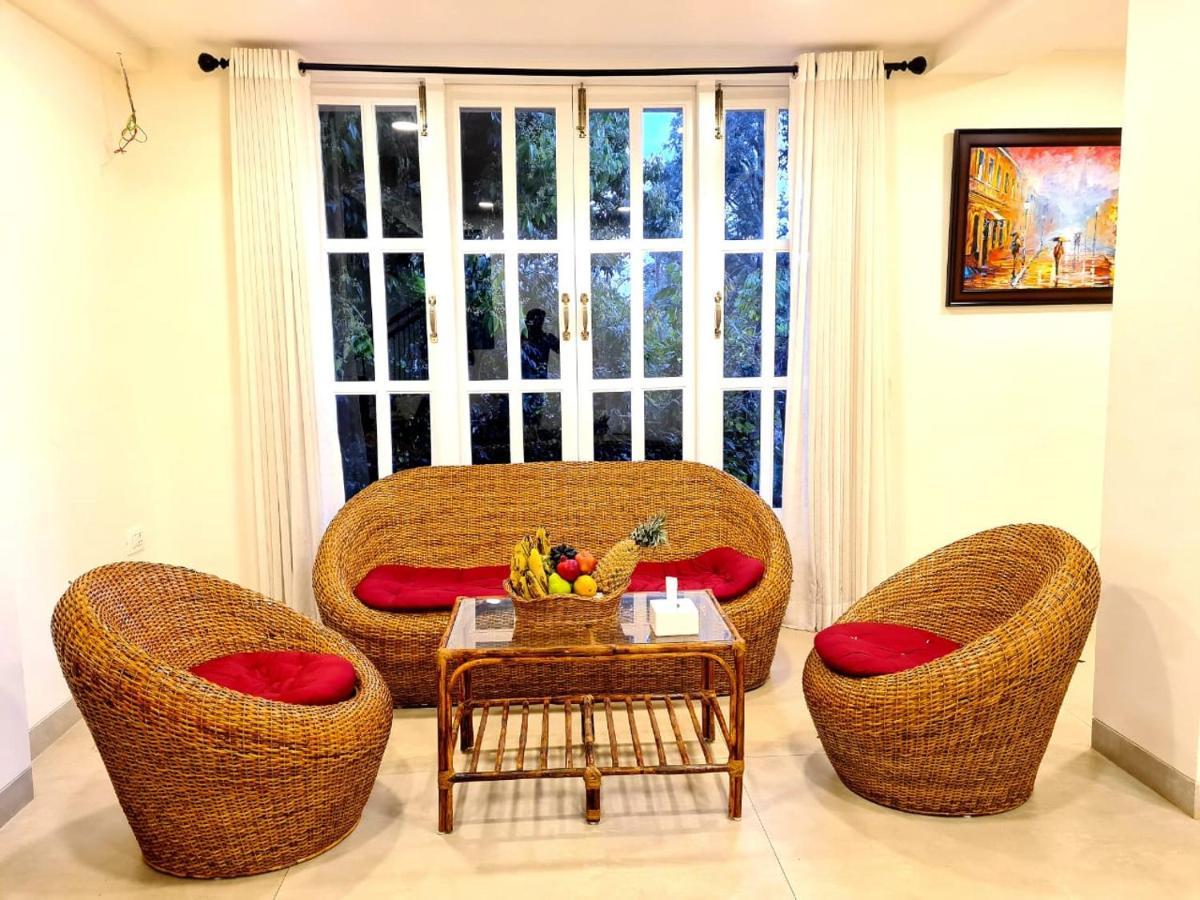 Villa Antilia - Luxurious/ac/swimming Pool Mahabaleshwar