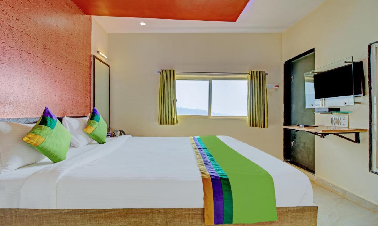 Treebo Trend Nisarga River Camp Tapola 3*