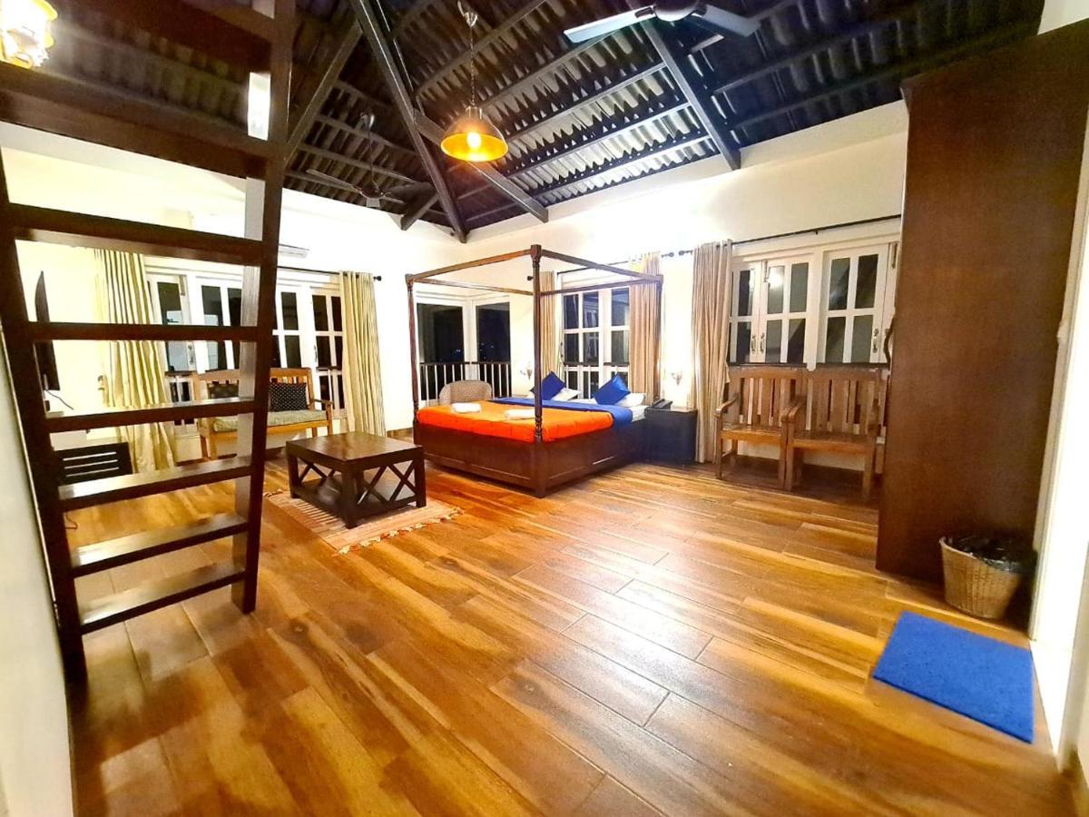 Antilia - Luxurious/ac/swimming Pool