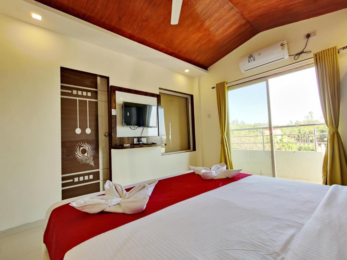 The Nisarg Retreat 3*