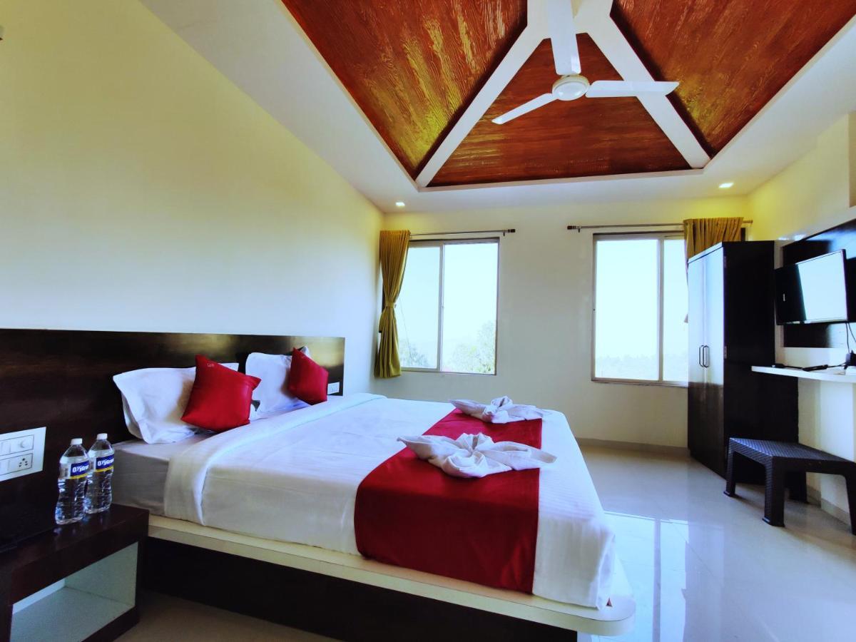 The Nisarg Retreat 3*