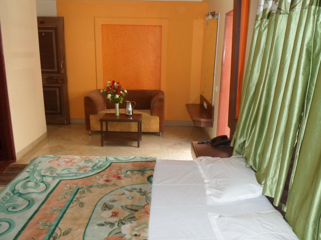 Sona Palace Mahabaleshwar