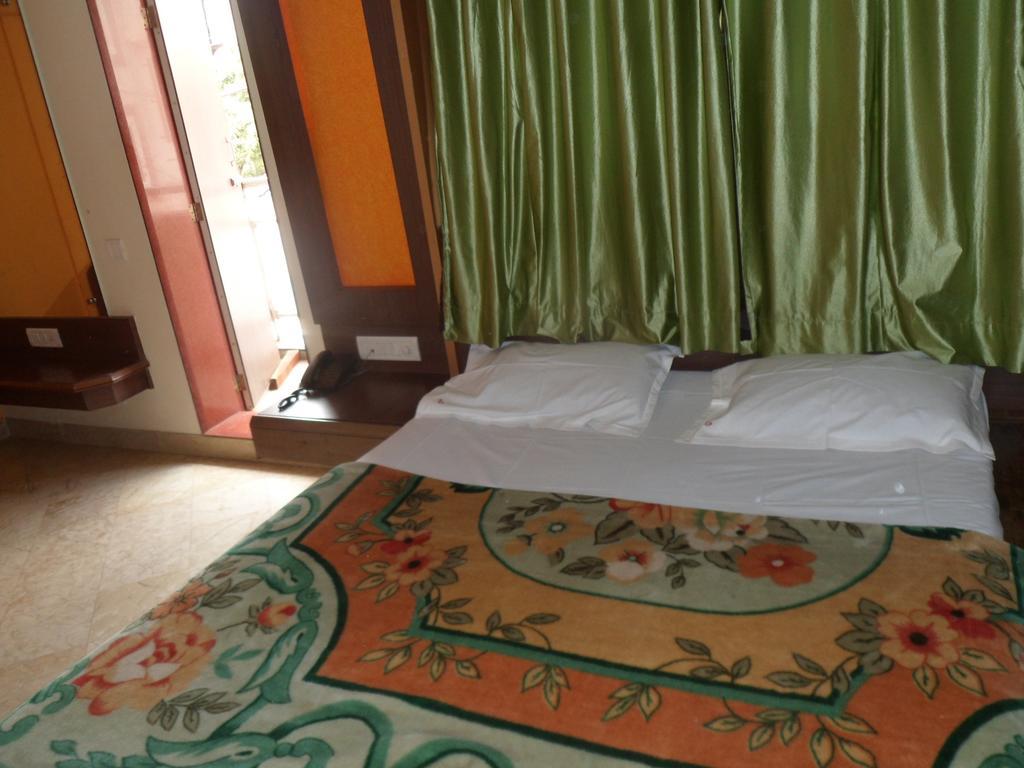 Hotel Sona Palace Mahabaleshwar