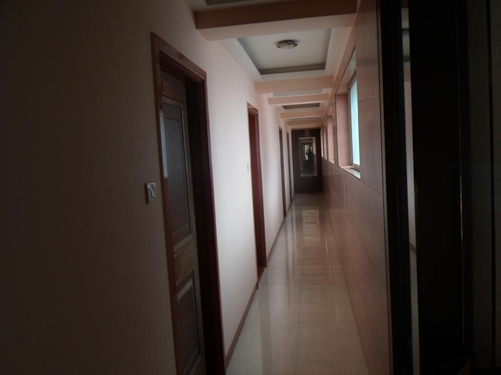 Hotel Sona Palace