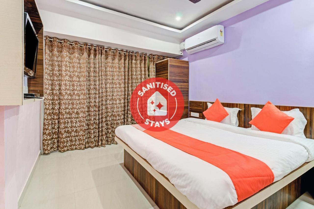 Oyo 26229 Swaroop Niwas Hotel