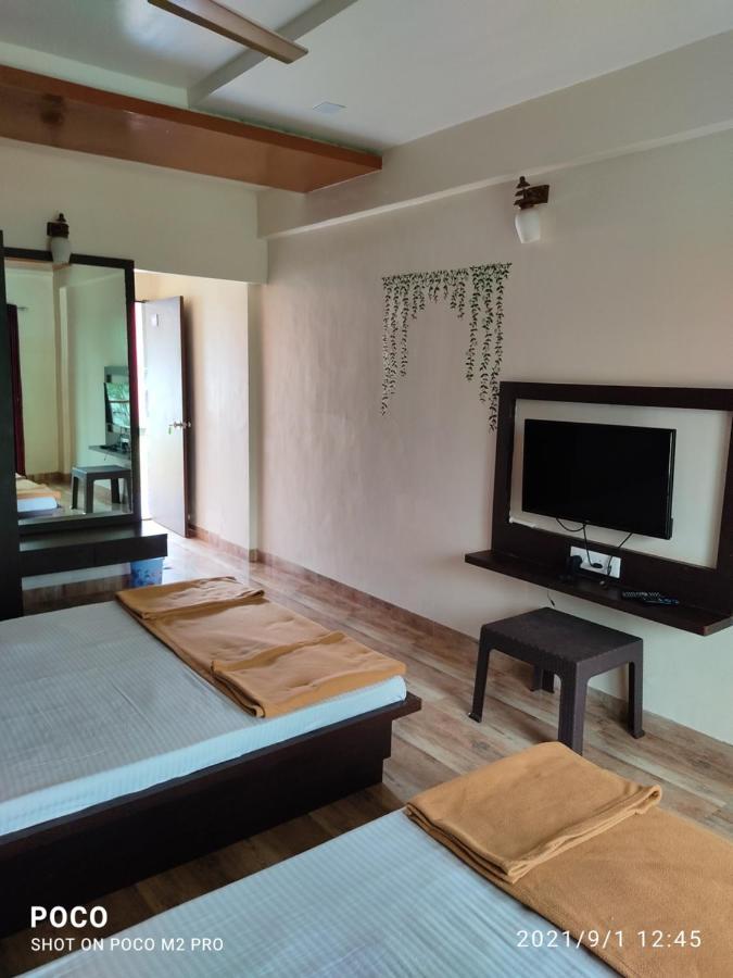 Nandanvan Resorts & Tents, Tapola