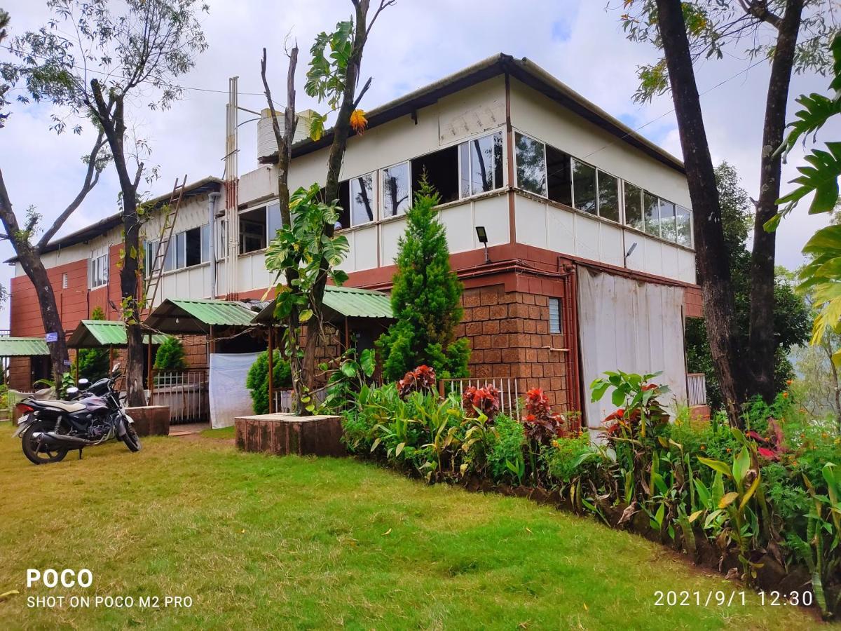 Nandanvan Resorts & Tents, Tapola