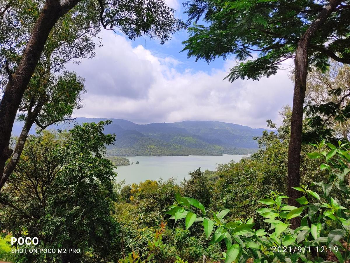 Hotel Nandanvan Resorts & Tents, Tapola 4*