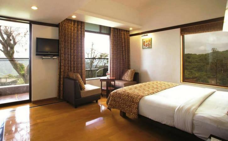 Brightland & Resort 4*