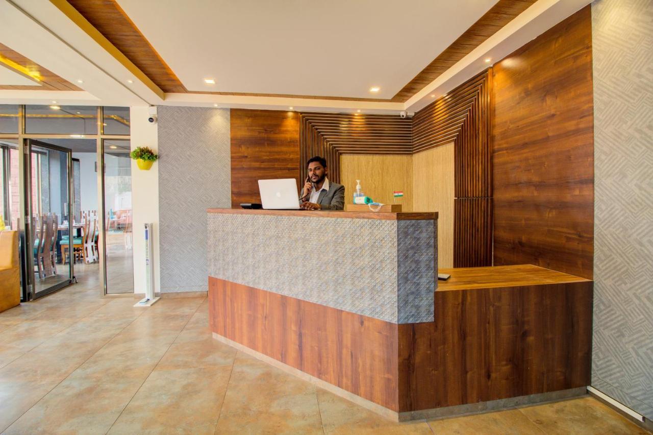 Mountain Breeze Resort, Hotel