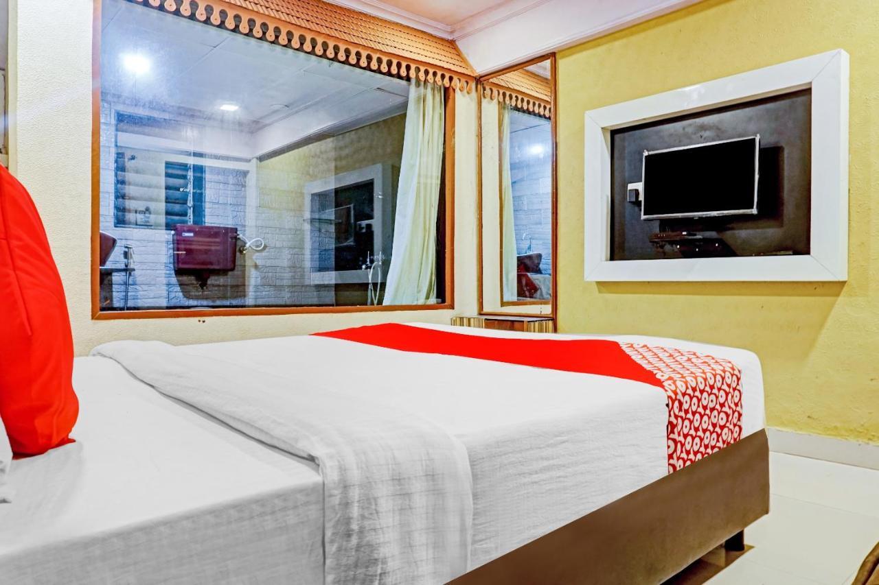 Flagship 83274 Ashoka Hotel Mahabaleshwar