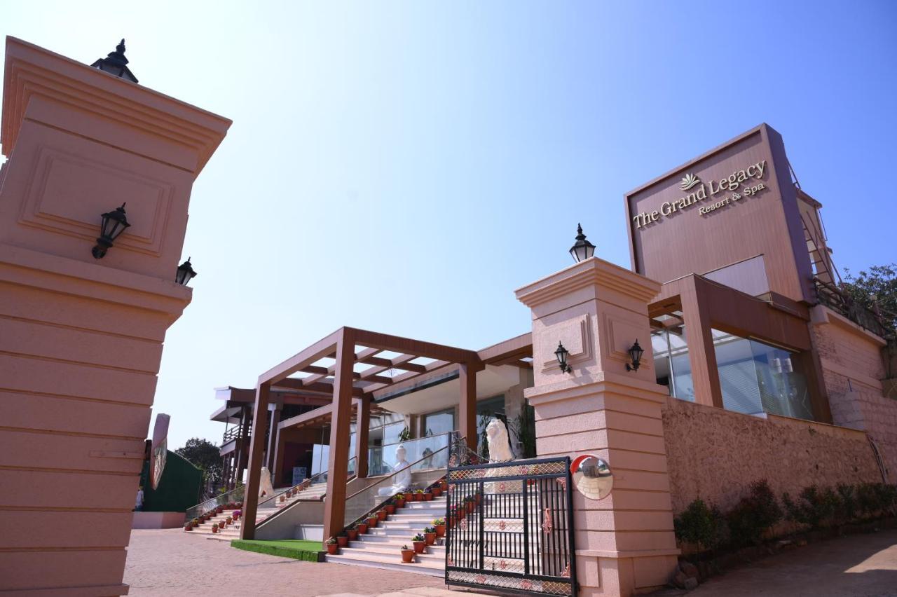 Resort The Grand Legacy & - Tgl - Pure Vegetarian 4*
