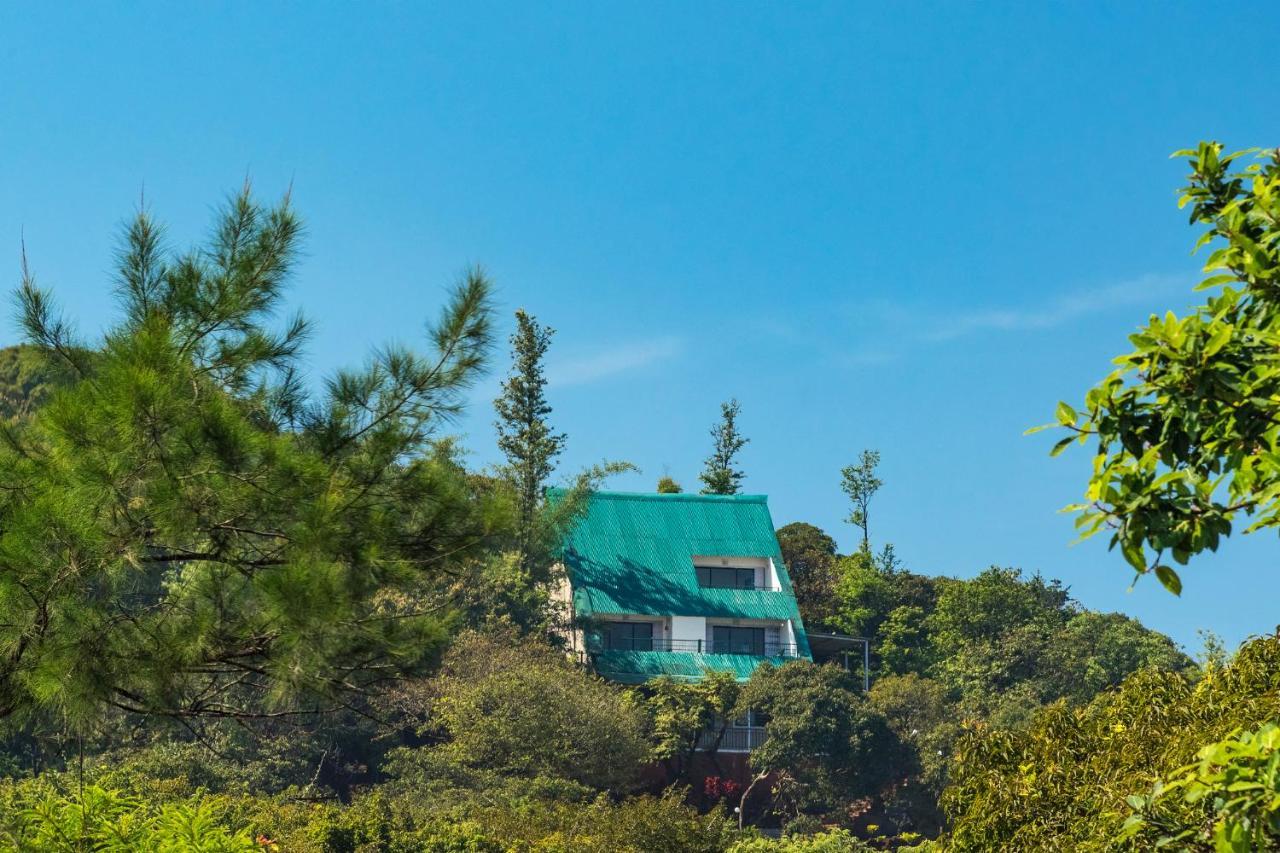 Holiday home Cosmicstays Evergreen Cascade - The Hidden Gem Of