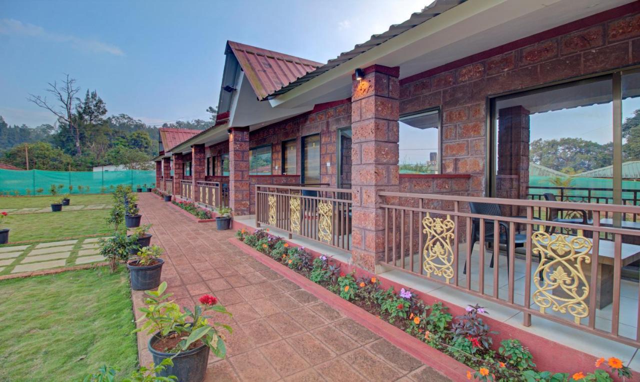Treebo Nakshatra Hotel 3*