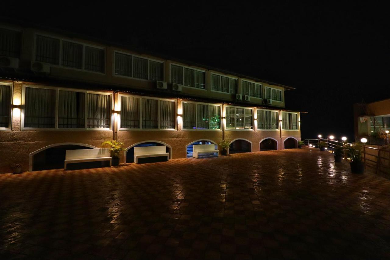 The Grand Legacy & - Tgl - Pure Vegetarian Mahabaleshwar