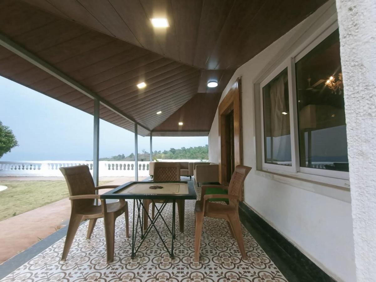 Villa Royal *