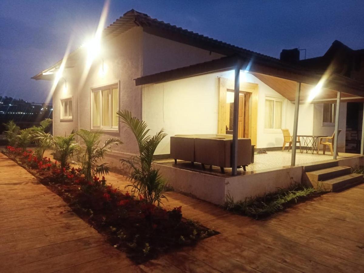 Royal Villa *