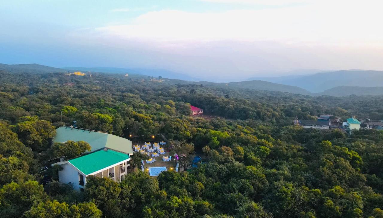 Tranquil & 3* Mahabaleshwar