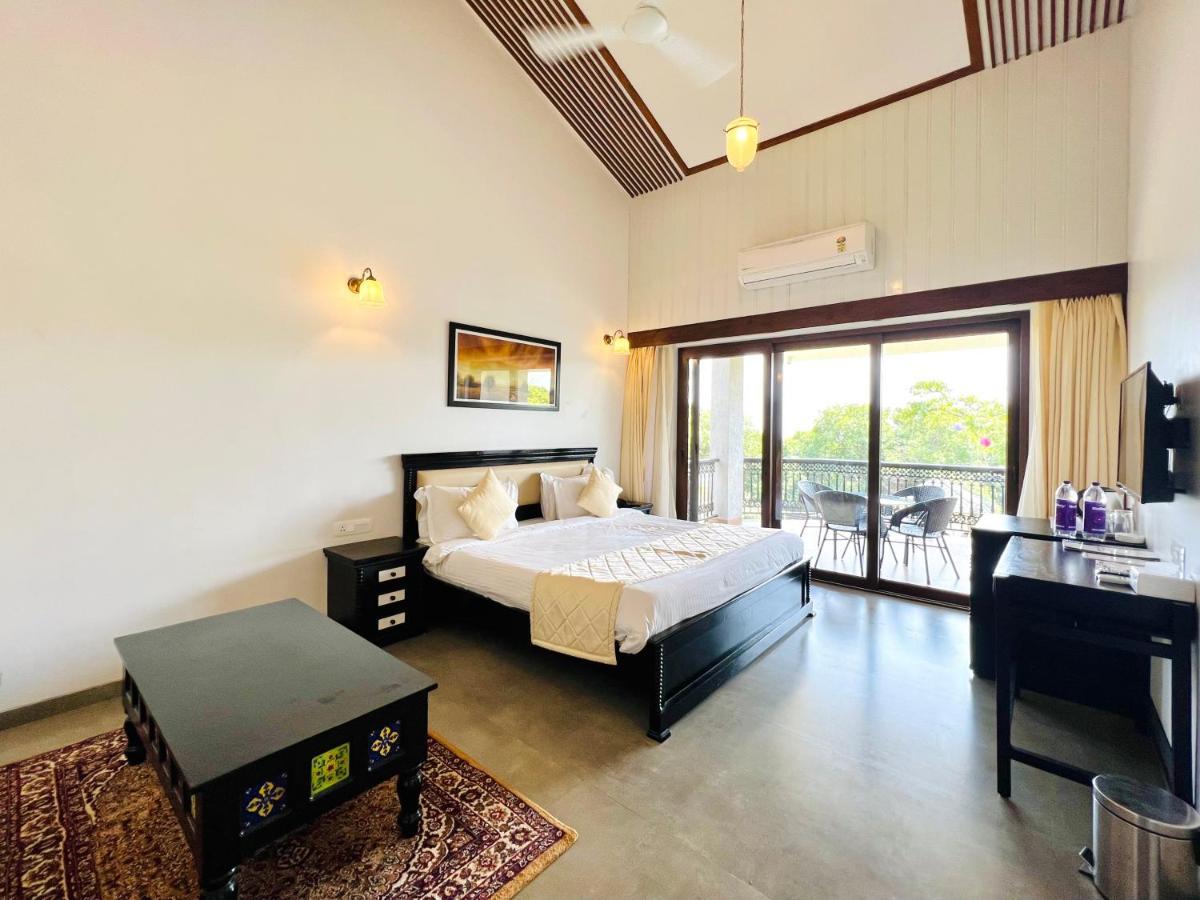Resort Tranquil &