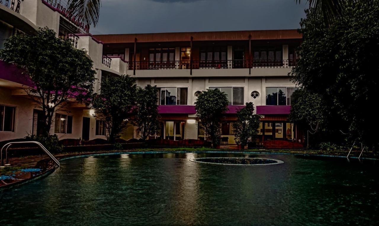 Treebo Trend Dwarkadhish Resort Mahabaleshwar