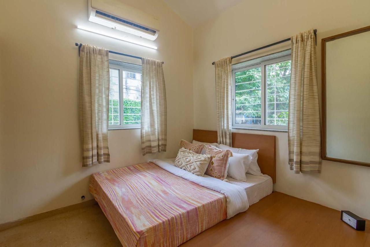 Stayvista's Beyond The Blue Door - Valley-view With Outdoor Jacuzzi & Massage Chair *