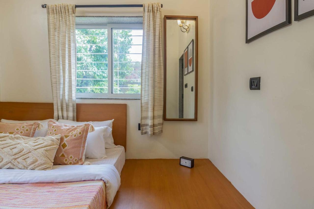 Villa Stayvista's Beyond The Blue Door - Valley-view With Outdoor Jacuzzi & Massage Chair