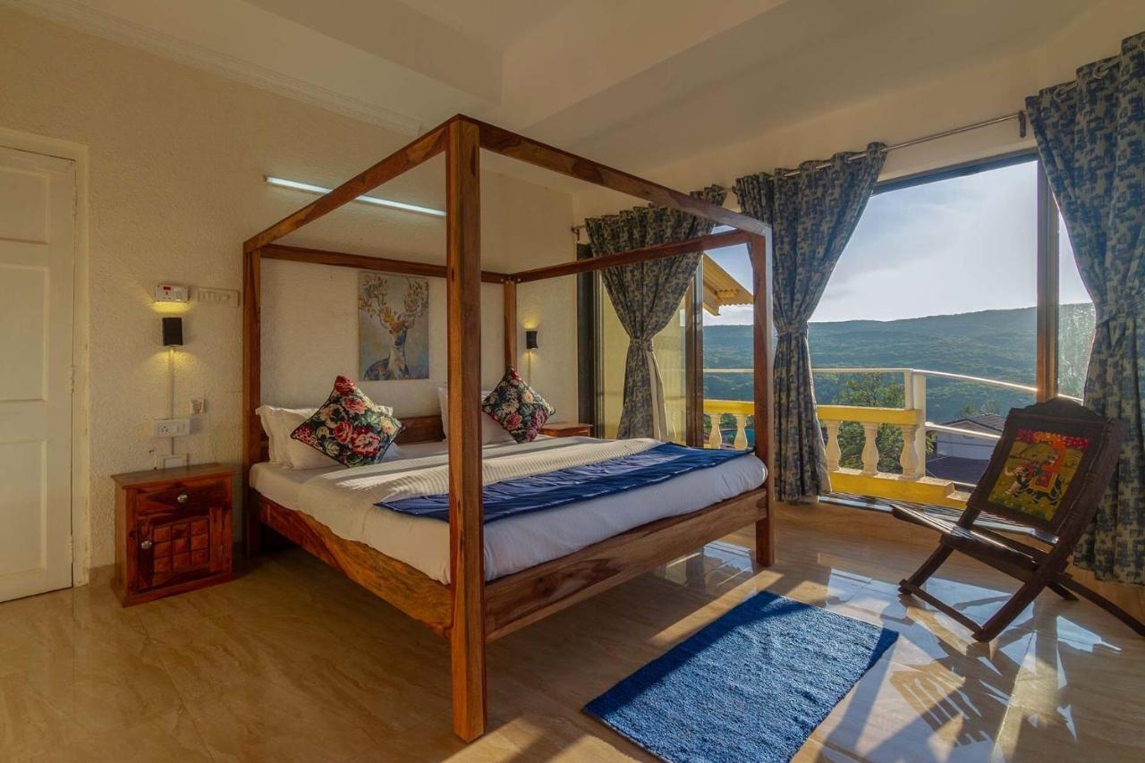 Stayvista's Serenity Hills: Luxe Retreat With Valley Views And Pool Mahabaleshwar
