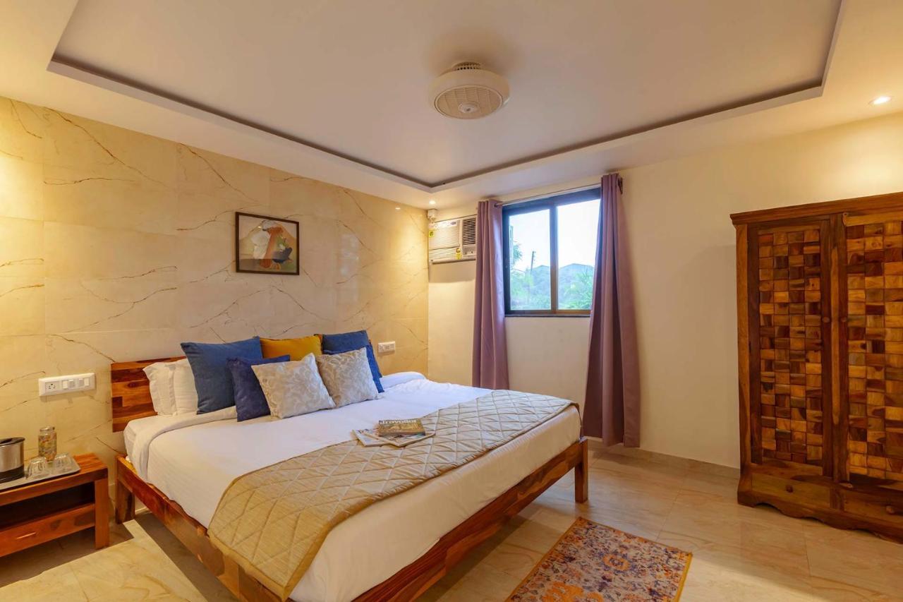 Stayvista's Serenity Hills: Luxe Retreat With Valley Views And Pool Mahabaleshwar